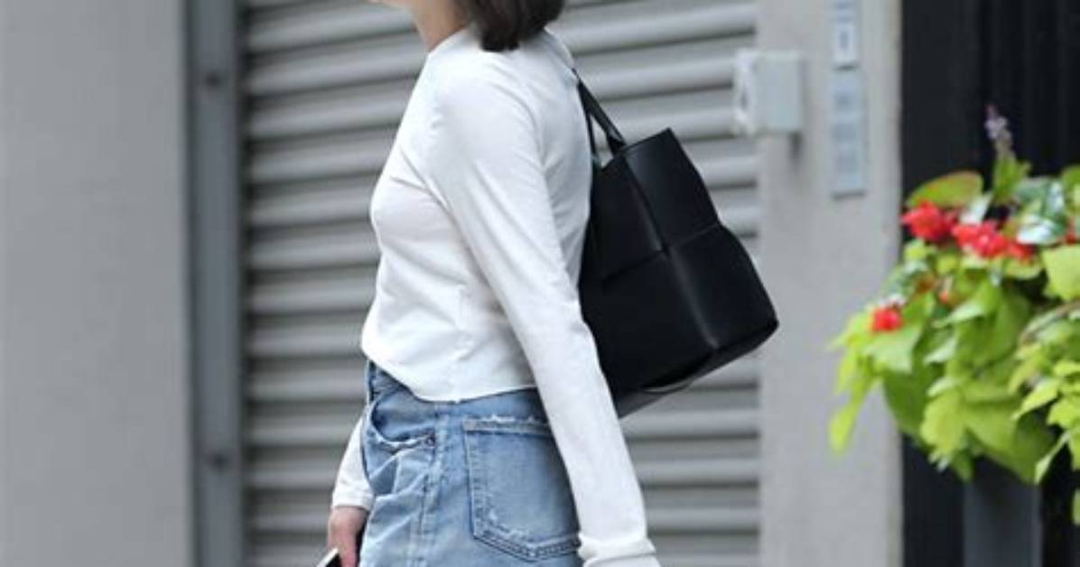 Lea Michele Rocks Daisy Dukes for Casual Look in Nyc: Photos