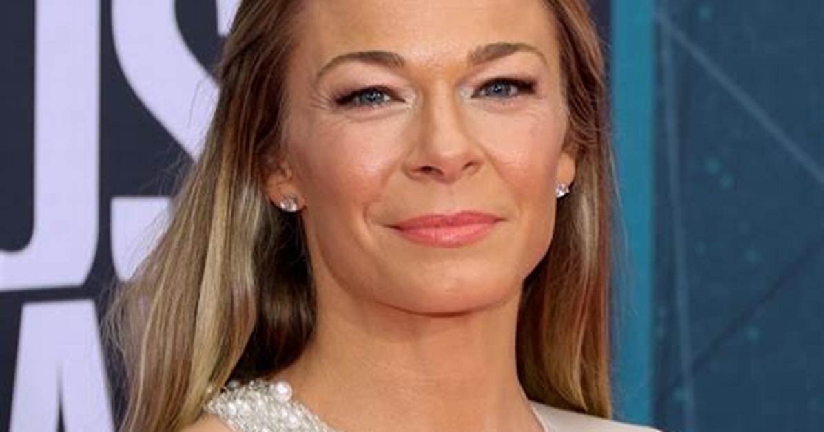 Leann Rimes’ Health: What to Know About Her Vocal Cord Issues, Cancer Scare, & More