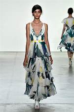 Leanne Marshall’s Spring 2018 Collection — Pics