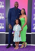 Lebron James’ Wife Savannah Slays in Backless Dress Before 2022 – Hollywood Life