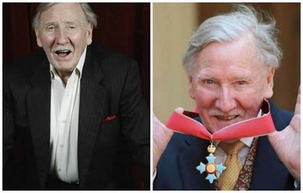 Leslie Phillips | Net Worth | Death Cause