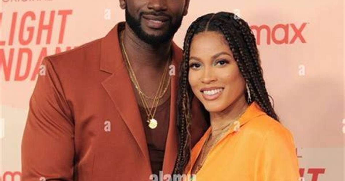 Lex Scott Davis | Husband Mo Mcrae | Pregnant