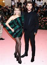 Liam Hemsworth Seen with Girlfriend After Miley Cyrus’ Song – Hollywood Life