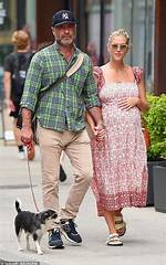 Liev Schreiber Holds Hands with Pregnant Wife Taylor: Photos – Hollywood Life