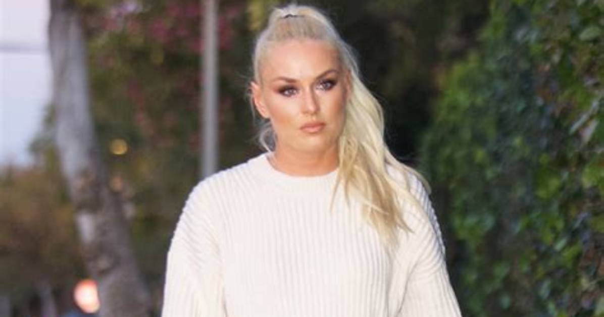 Lindsey Vonn Looks Super Glam with Platinum Blonde Hair After Split from Fiance — Pic