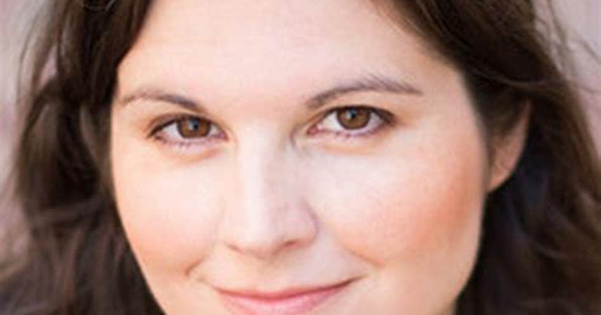 Lisa Jakub Bio, Wiki, Age, Height, Hot, Husband, Children, Family, Movies, Writer, Net Worth