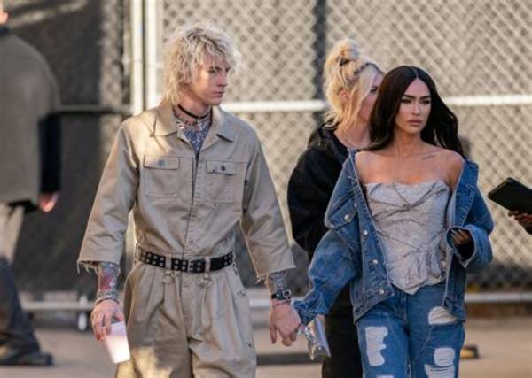 Machine Gun Kelly Fans Think Megan Fox Is Checking Him out as He Undresses in New Video — Watch