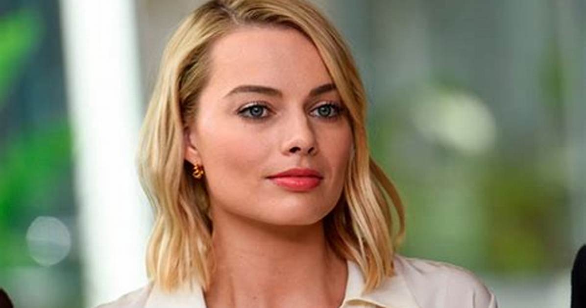 Margot Robbie in ‘Playboy’ Movie? She’s in Talks to Play Hef’s Wife – Hollywood Life