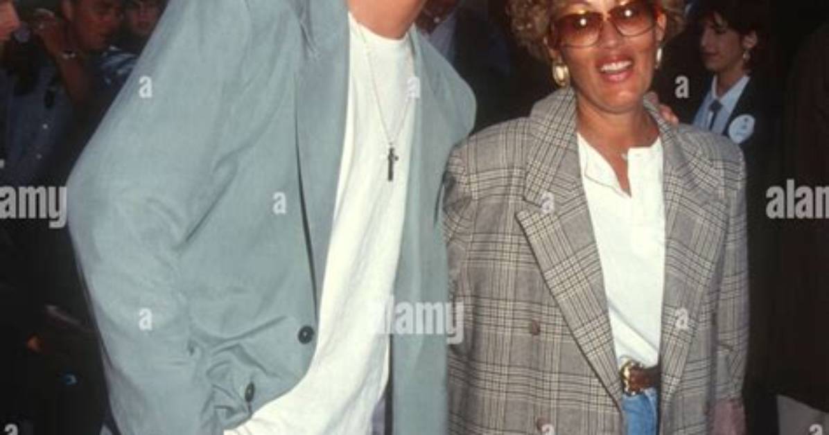 Mark Paul Gosselaar's Parents: a Look into His Family Background