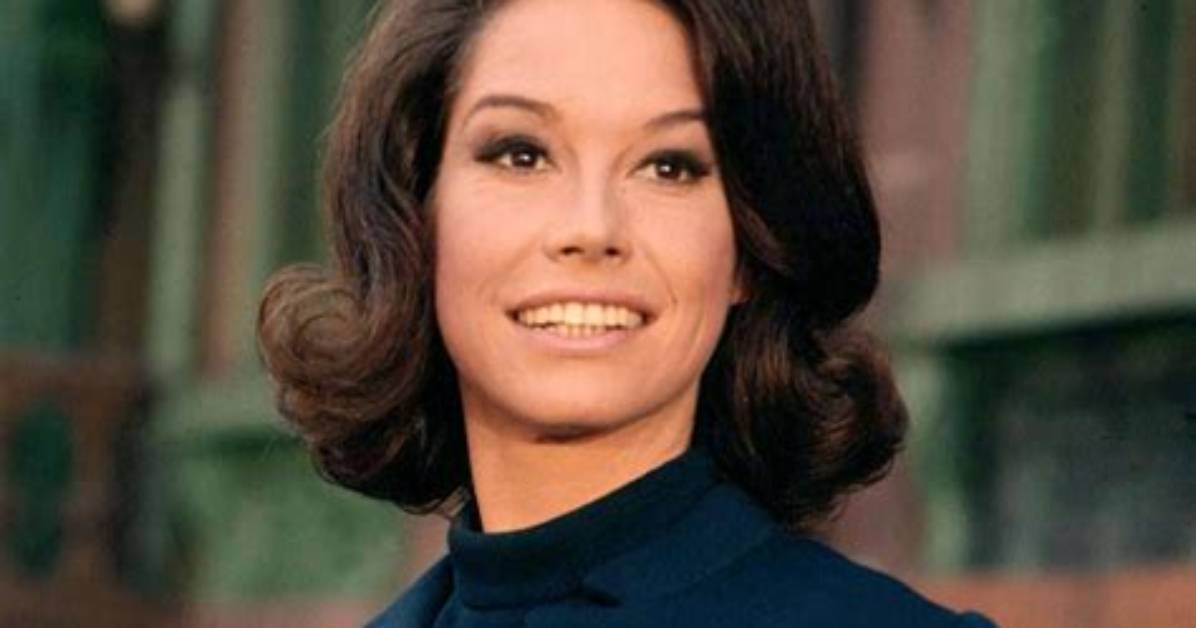 Mary Tyler Moore Celebrity Bio – Hollywood Life