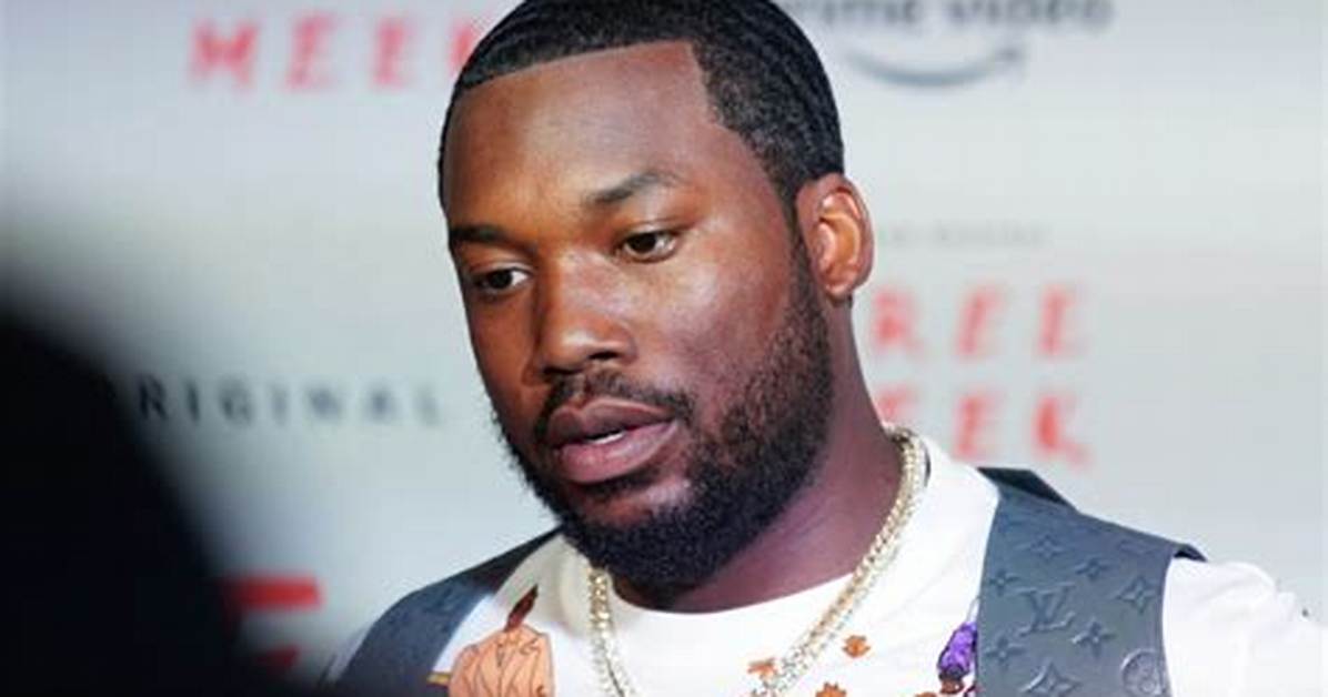 Meek Mill ‘Kept His Eye’ on Ex Nicki Minaj All Night at Miami Club Bash