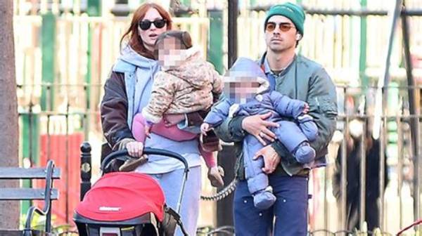 Meet His Two Adorable Daughters – Hollywood Life