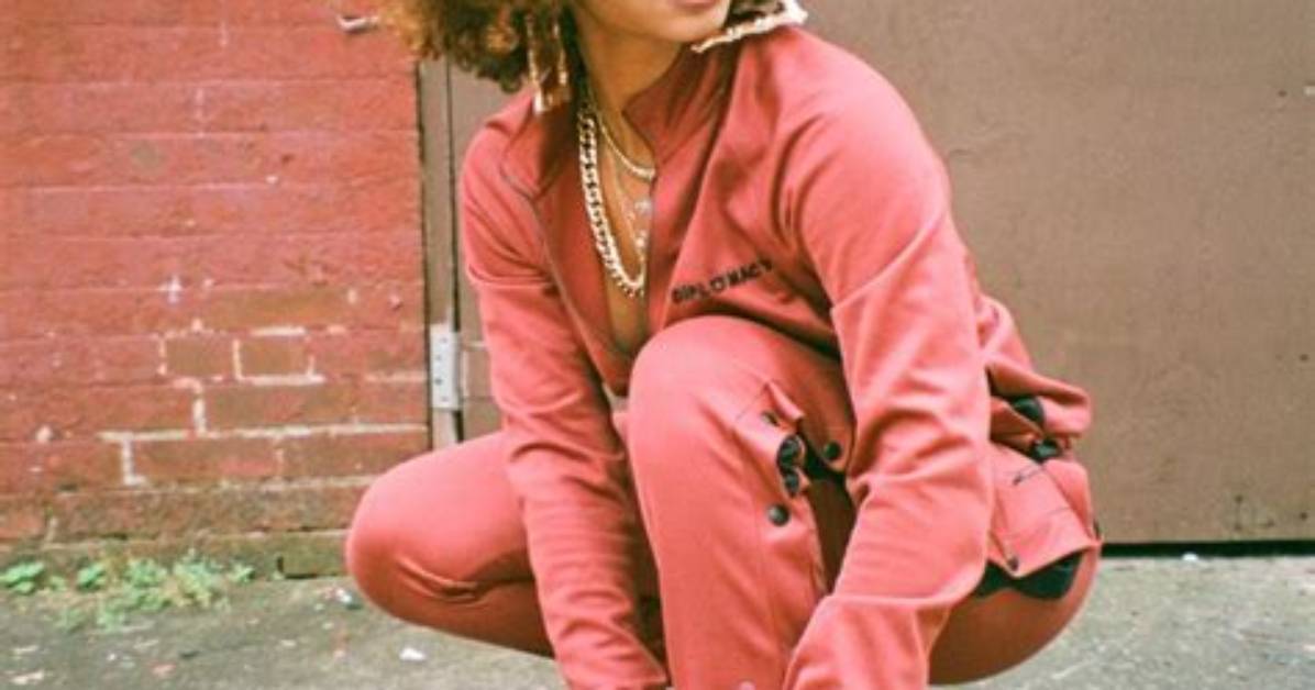 Melii Refuses to Waste Her Energy Flexing on an Ex in New Video with 6Lack: Watch ‘You Ain’t Worth It’