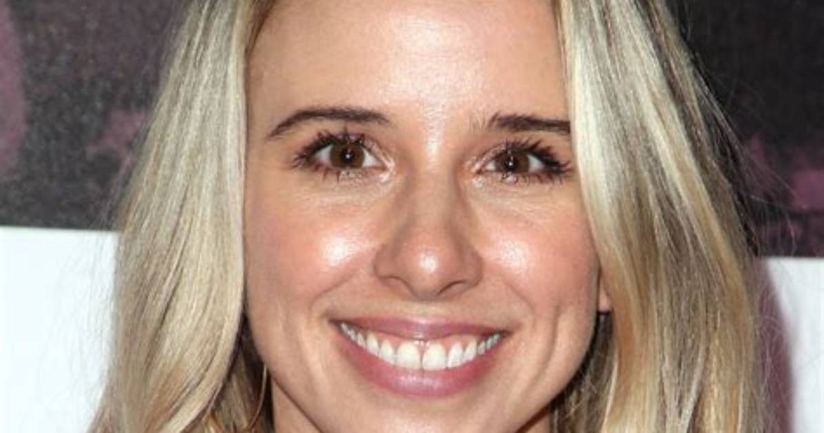 Melissa Schuman — Pics
