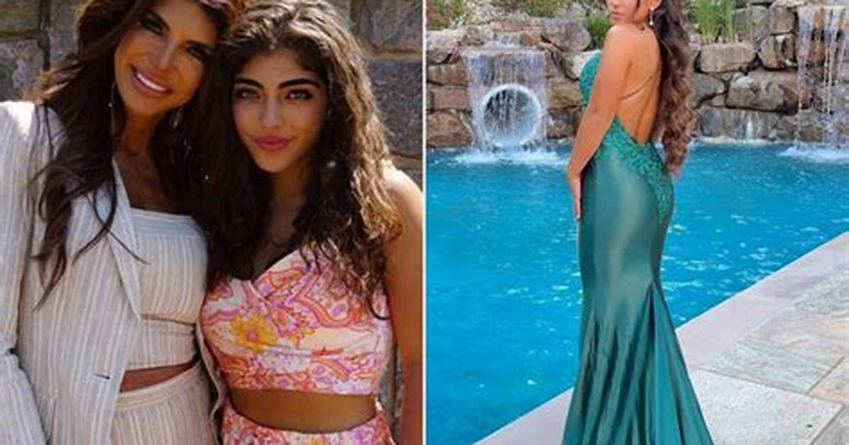 Milania Giudice, 14, Looks So Grown up on Beach Day with Mom Teresa