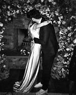 Miley Cyrus & Liam Hemsworth Wedding on Hold: Family Refuses to ‘Approve’ of Her