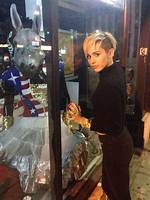 Miley Cyrus Mocks Eiza Gonzalez — Disses Liam’s Fling in New Pic – Hollywood Life