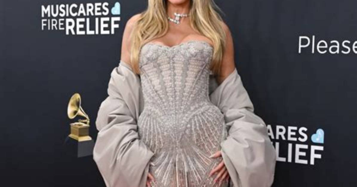 Mini Dresses on Grammys Red Carpet – Heidi Klum & More – Hollywood Life