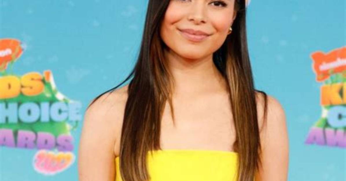 Miranda Cosgrove: Comedy Star Reveals Why She Took on New Sci-Fi Film ‘3022’ Alongside Kate Walsh