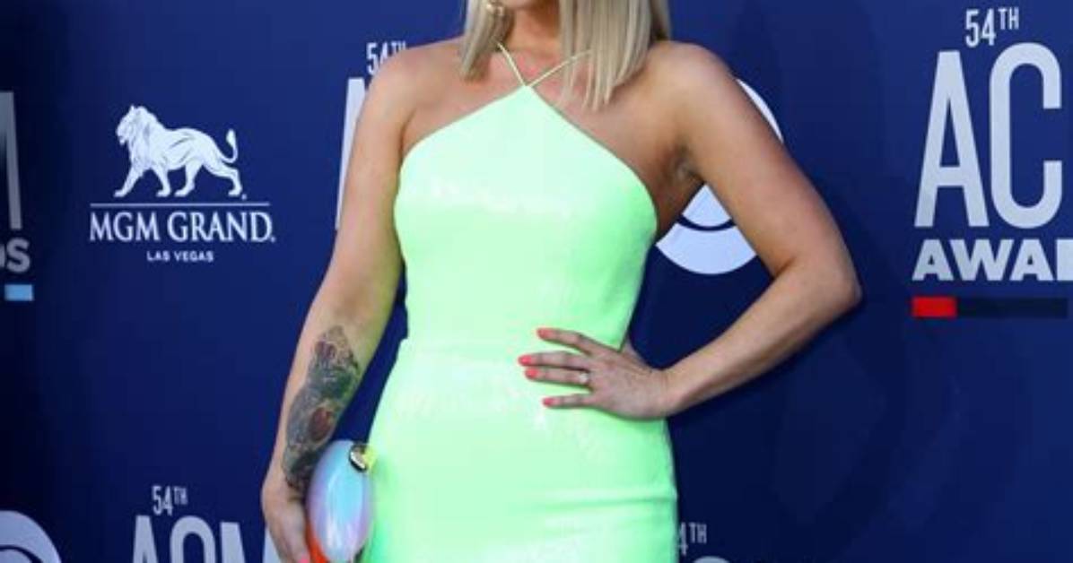 Miranda Lambert at Acm Awards 2021 — See Her Multiple Looks – Hollywood Life