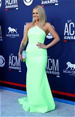 Miranda Lambert at Acm Awards 2021 — See Her Multiple Looks – Hollywood Life