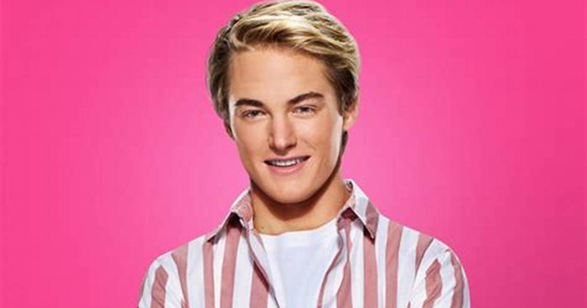 Mitchell Hoog Interview – Hollywood Life