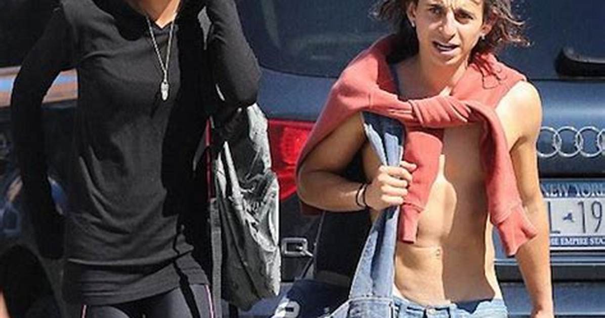 Moises Arias Height, Age, Weight, Brother, Gay, Where Is He Now?