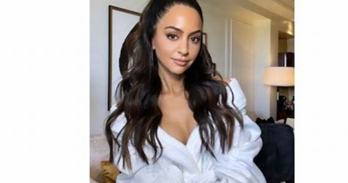 Mona Vand Net Worth, Wiki, Biography, Age, Boyfriend, Parents, Photos & More