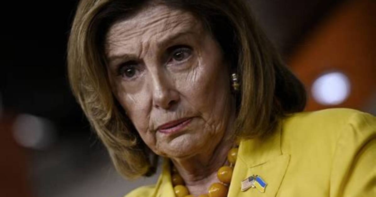Nancy Pelosi and Politicians Wear Blue & Yellow to Support Ukraine at State of the Union