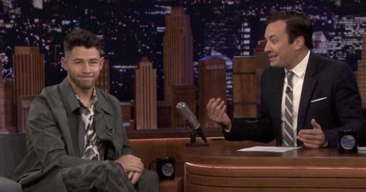 Nick Jonas Talks Having Spinach in His Teeth at Grammys — Interview – Hollywood Life