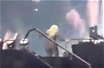 Nicki Minaj Walks off Stage After Fan Takes over Her Rap Verse — Watch