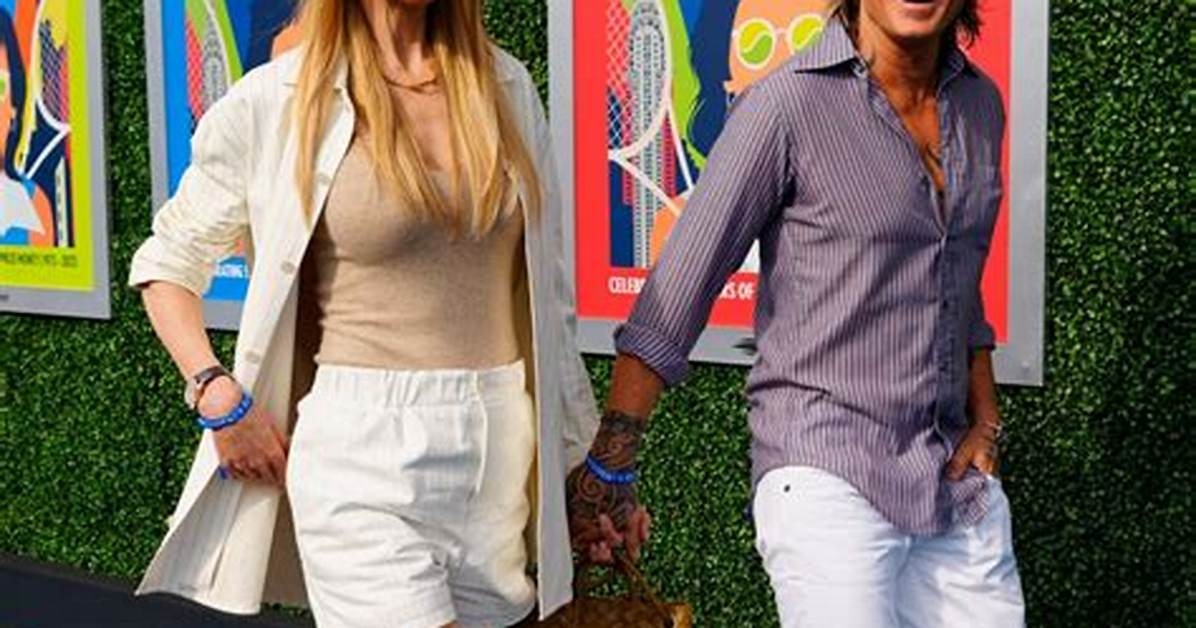 Nicole Kidman Wears White Shorts with Keith Urban in Australia – Hollywood Life