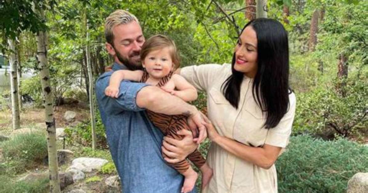 Nikki Bella’s Son Has a Heart Problem, She Learns on ‘Total Bellas’ – Hollywood Life