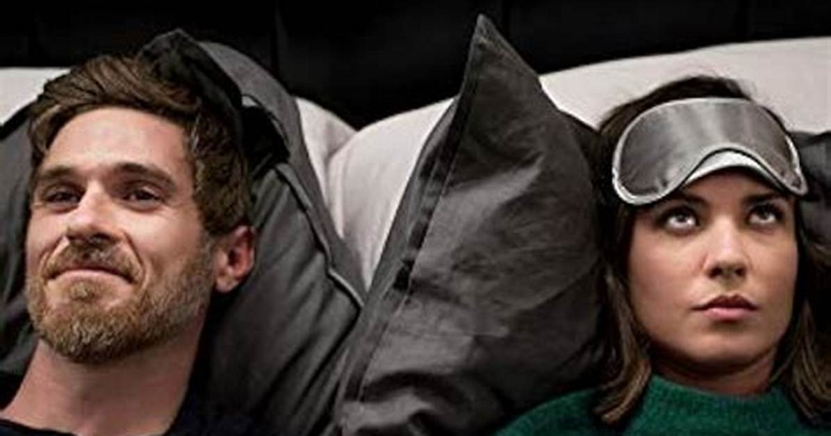 ‘No Sleep Til Christmas’ — Photos of the Holiday Movie – Hollywood Life