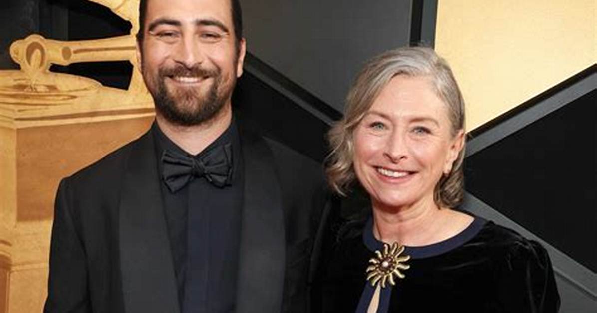 Noah Kahan's Family Legacy: Unraveling the History and Influence