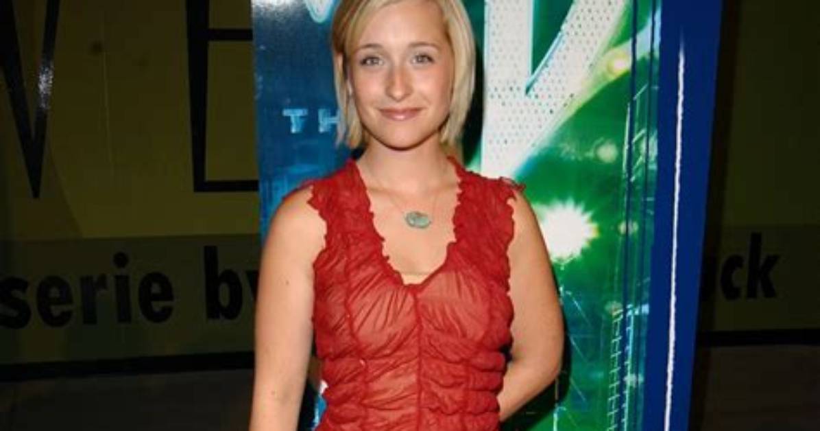 Nxivm Sex Cult: ‘Smallville’s’ Allison Mack No Longer Under Leader’s Spell After Guilty Plea — She Wept