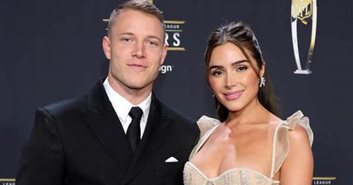 Olivia Culpo Marries Nfl Star Christian Mccaffrey in Dolce Gabanna Dress