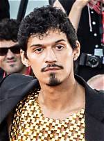 Omar Apollo Height: Is Omar Apollo 6’5″?