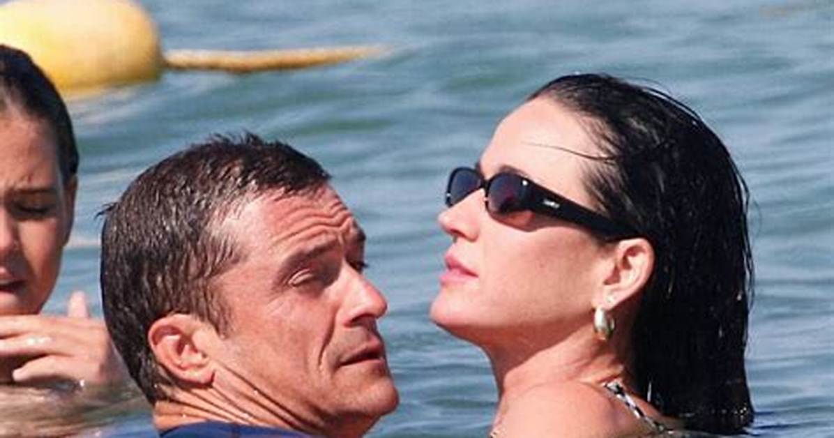 Orlando Bloom Hits the Beach in St. Barts — Pics