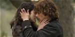 ‘Outlander’: Jamie & Claire Reunite in Bed — First Steamy Pic & Video from New Episode