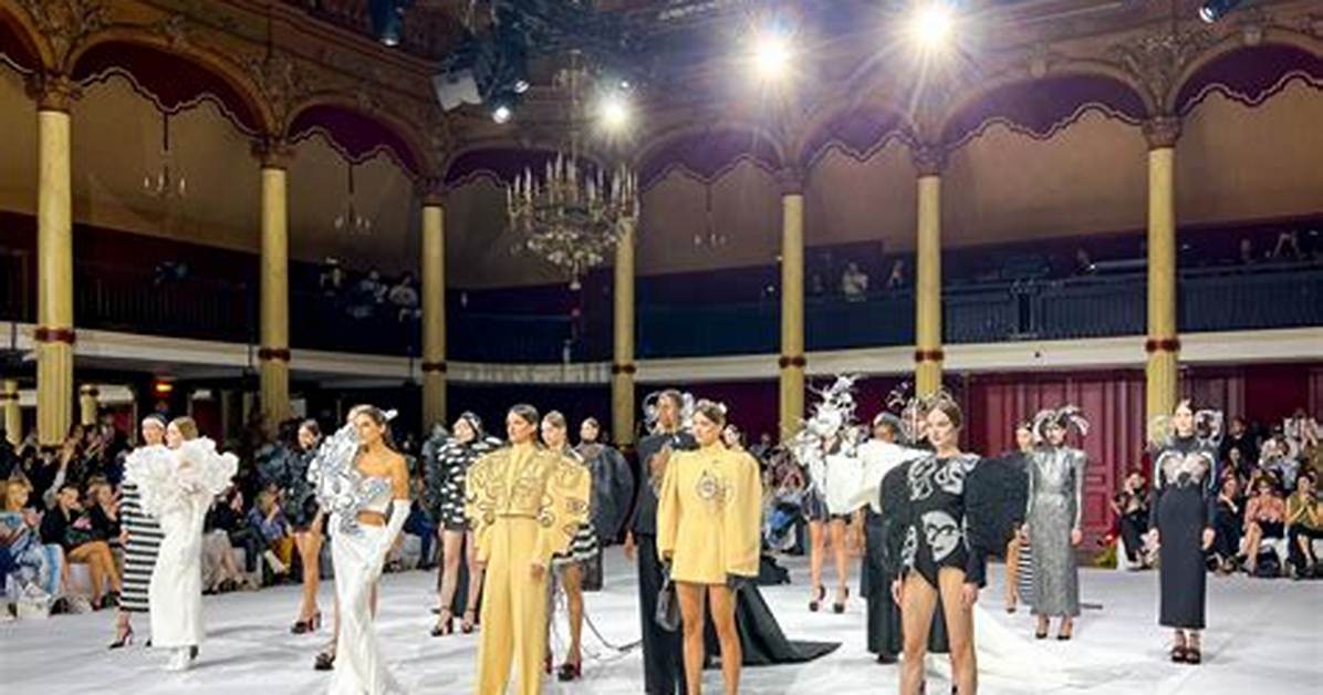 Paris Haute Couture Fashion Week — Pics
