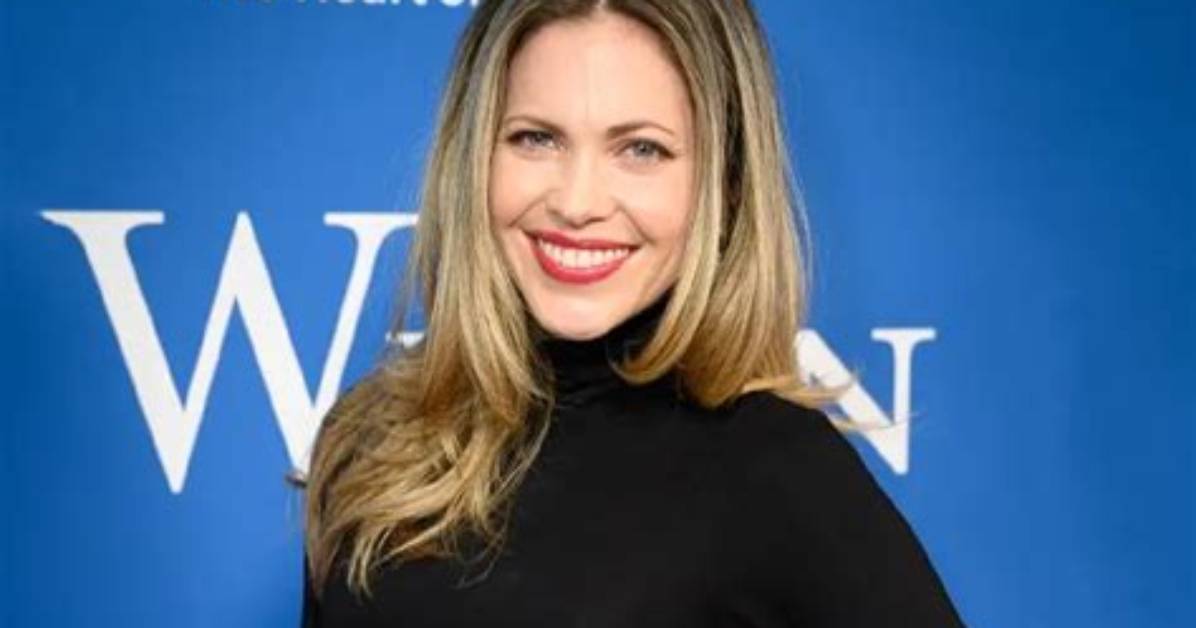 Pascale Hutton Curbs Her Career for More Family Time ·