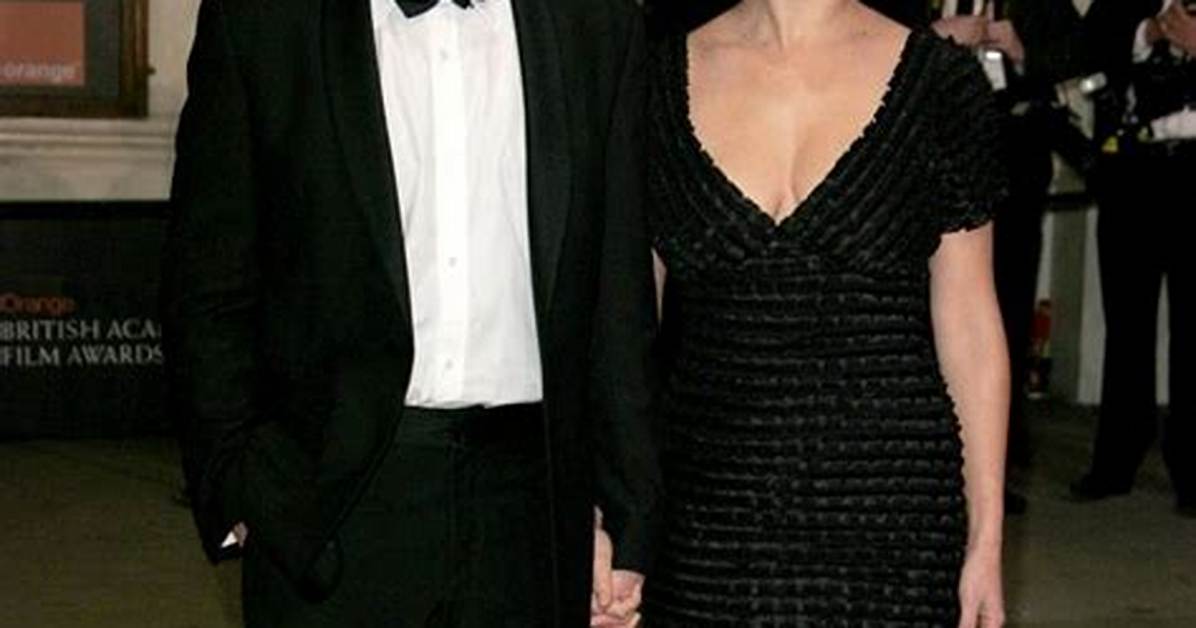 Paul Thomas Anderson: Wife, Net Worth, Tattoos, Smoking & Body Facts
