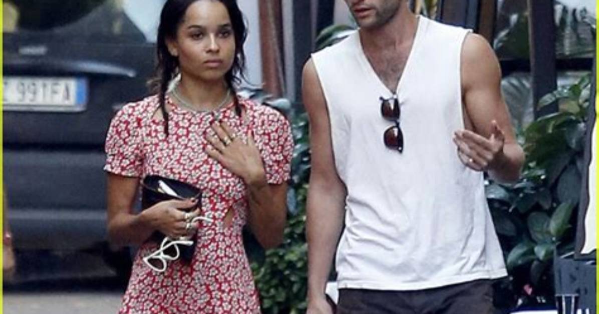 Penn Badgley & Zoe Kravitz Break up — Couple Call It Quits After Two Year's – Hollywood Life