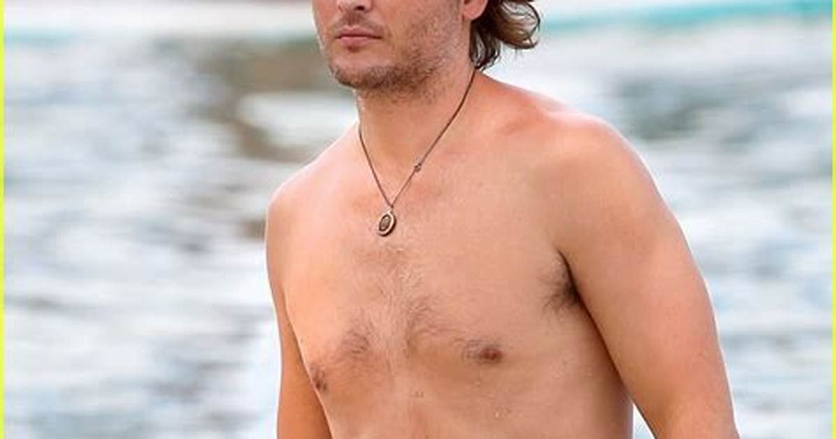 Peter Facinelli, 46, Goes Shirtless to Show off 30 Lb. Quarantine Weight Loss for Prostate Cancer Awareness