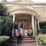 [Pics] Paul Revere – Hollywood Life