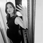 Pregnant Actress Poses Nude for ‘Women’s Health’ – Hollywood Life