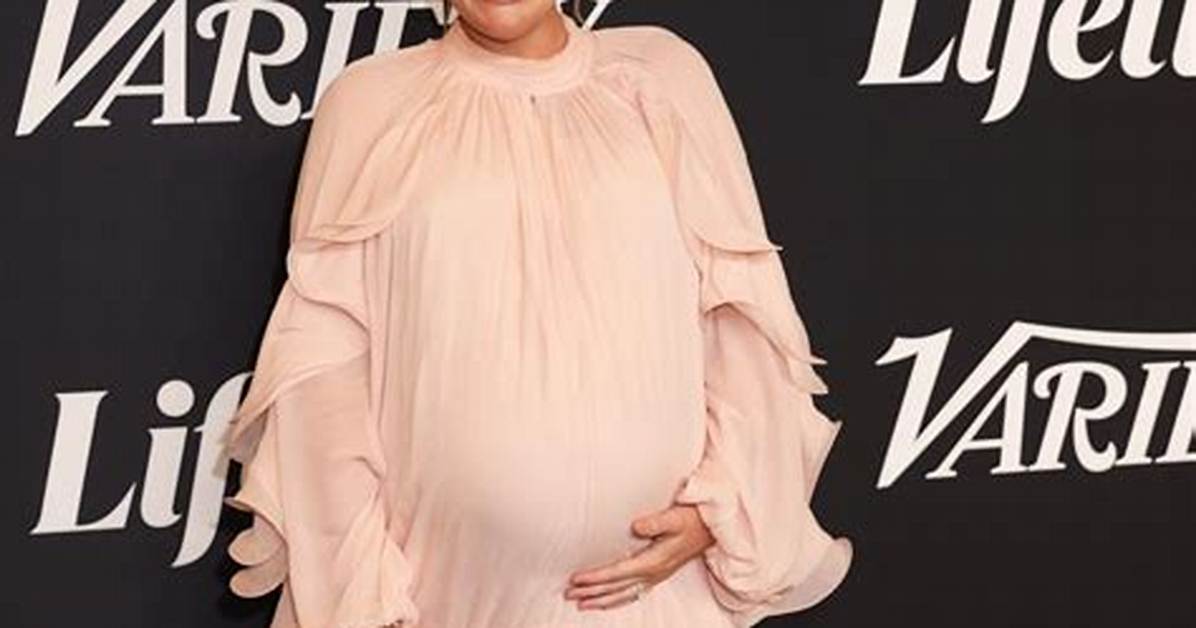 Pregnant ‘Pll’ Star Sasha Pieterse Reveals Her Bare Baby Bump in Gorgeous Maternity Pic