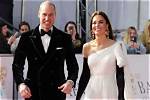 Prince William & Kate Middleton’s Move to Windsor Will Give Them & Kids ‘Precious’ Time with the Queen