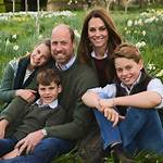 Prince William Seen in First Photos Visiting Kate Middleton in the Hospital After Her ‘Abdominal Surgery’